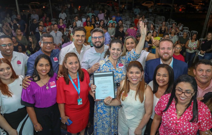 Prefeita Cinthia Ribeiro assina ordem de serviço da Casa da Mulher Brasileira e agradece parcerias